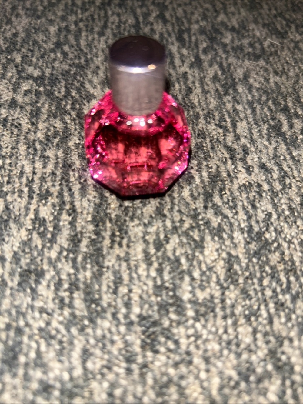 Viktor & Rolf Flowerbomb Pretty Peony Eau de Parfum  Mini Splash/Dabber 0.24 oz